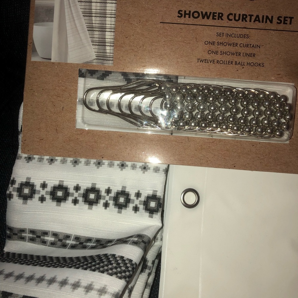 🖤 Wrangler Shower Curtain Set